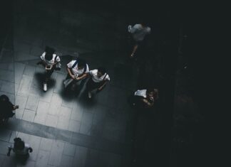 Co się robi po liceum? Co się robi po liceum?