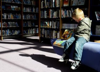 Jakie działania podejmujesz aby budować pozytywny wizerunek firmy w oczach pracownika oraz klienta? Jakie działania podejmujesz aby budować pozytywny wizerunek firmy w oczach pracownika oraz klienta?